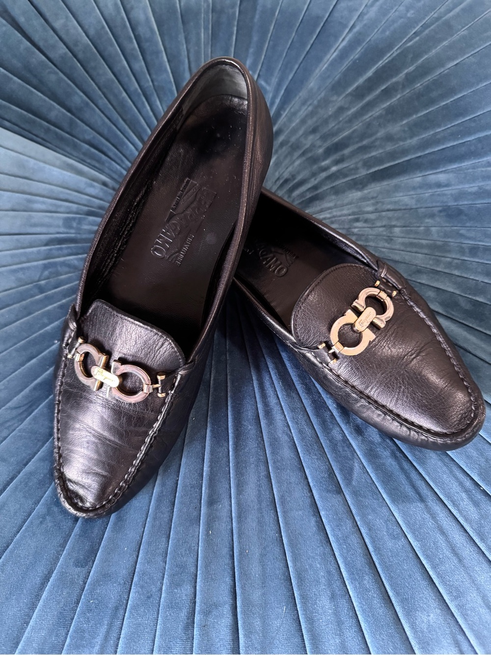Women’s Salvatore Ferragamo Black Gancini Loafers Reversible Gold/Silver Hdwr